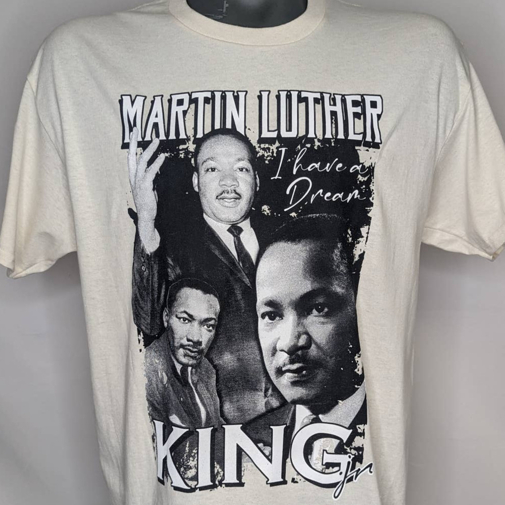 NWOT Martin Luther King Short Sleeve Front Graphic T Shirt Mens Cream Large
